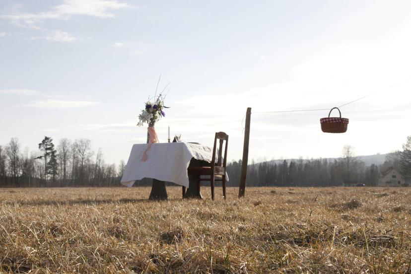 Swedish restaurant creates a solitary dining experience in a meadow