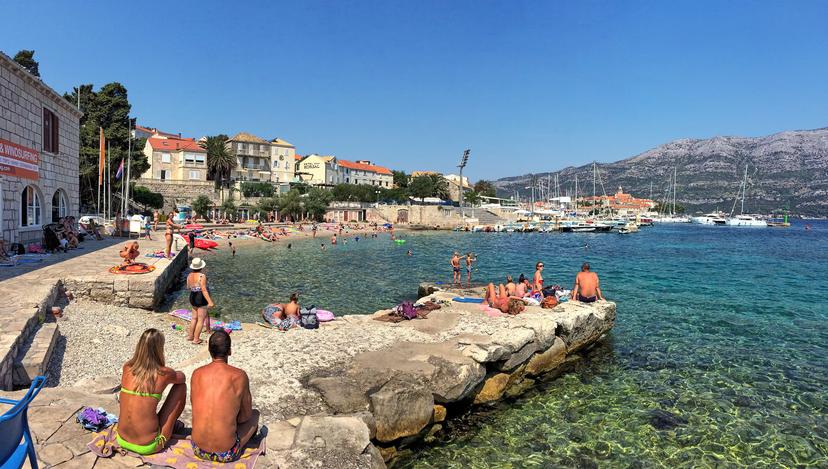 Banje Beach is pebble / shingle beach, situated in Borak area in Korcula Town. This is the oldest beach in the town, very busy in the summertime, crowded with tourists as well as locals.