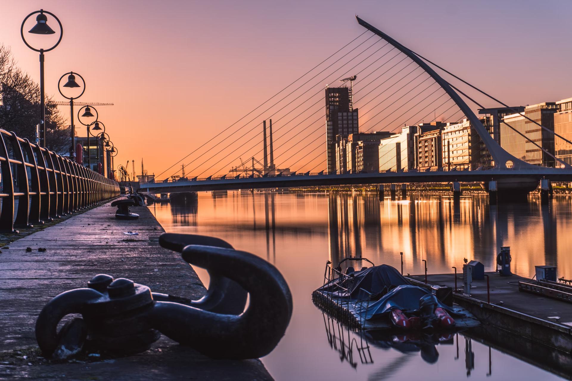 Samuel Beckett Bridge over the River Liffey at sunrise in Dublin 