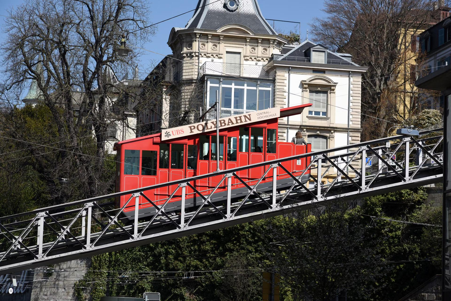 The small and famous Polybahn connects Zurich Central with the University Zurich. The Polybahn was built in 1886 and the travel distance takes only 176 meters.