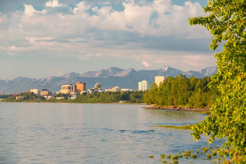 The Tony Knowles Coastal Trail offers picturesque views of Anchorage and its surrounds © Kevin Smith / Design Pics / Getty Images