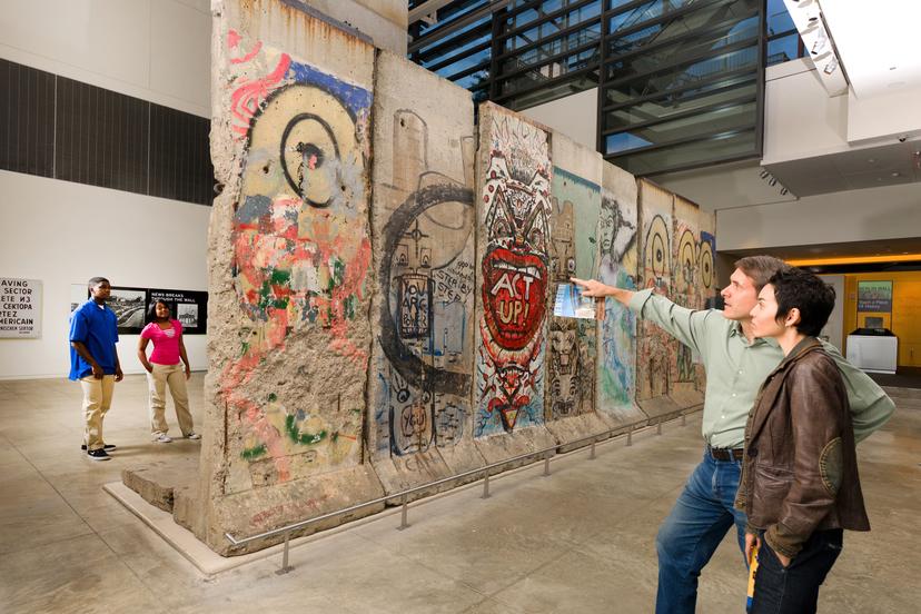 Berlin Wall exhibit at Newseum