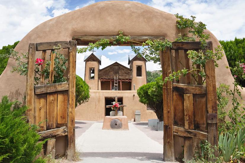 The Santuario de Chimayo is one of the most well-known highlights of the High Road to Taos © S. Greg Panosian / Getty Images