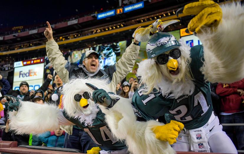 Passionate fans make Philadelphia a fantastic city to visit for an NFL game © John McDonnell / The Washington Post via Getty Images
