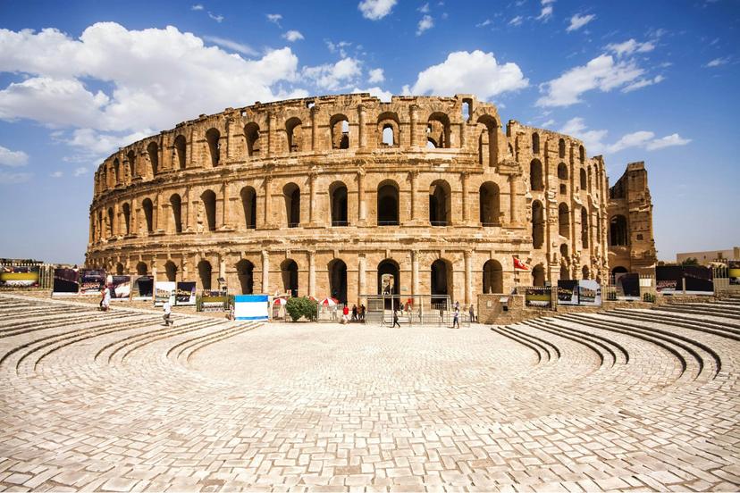 El Jem's colosseum is the second largest Roman arena ever built © Marques / Shutterstock