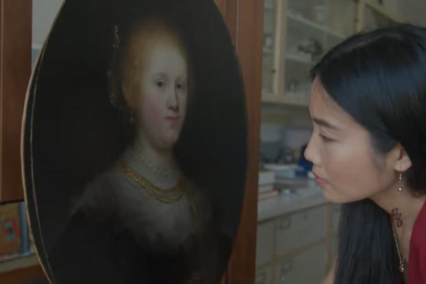 Conservator Shan Kuang working on Portrait of a Young Woman ©  Allentown Art Museum