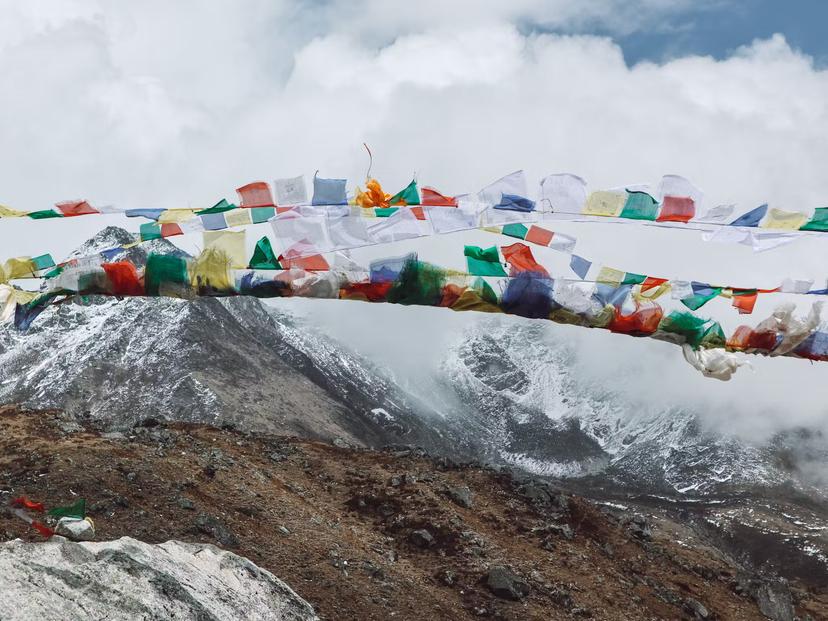 The Everest base camp trek can see over 30,000 visitors a year © Sarah Bence / Lonely Planet