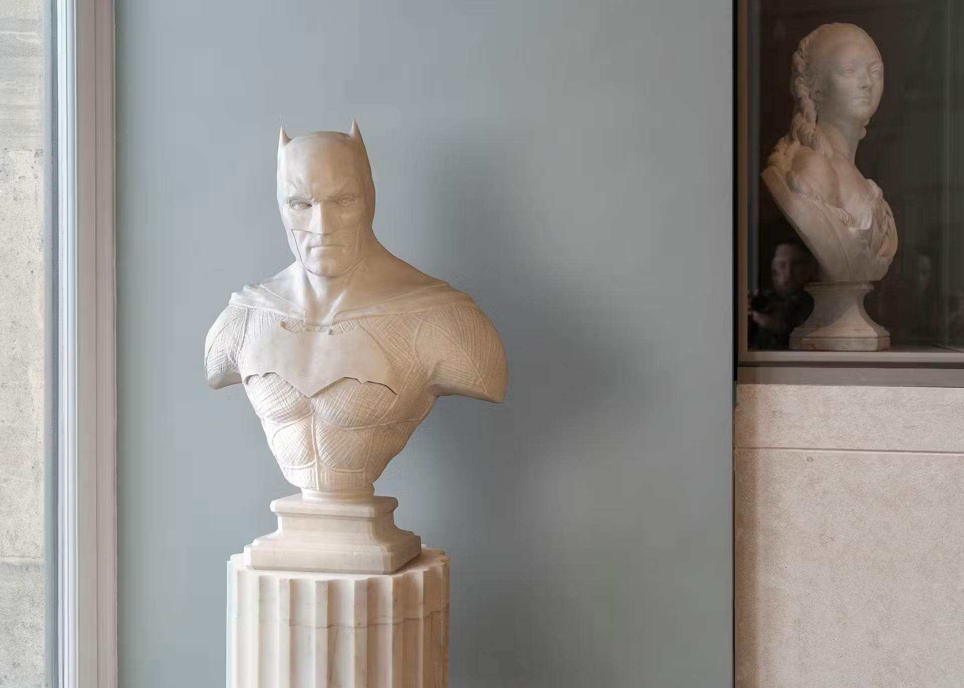 Heroes of Stone sees Leo creating images of superheroes placed in a museum setting.